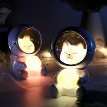 Load image into Gallery viewer, Galaxy Guardian Pet Astronaut Night Light