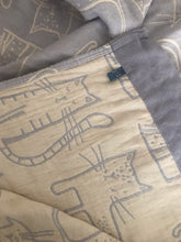 Load image into Gallery viewer, Bamboo Cotton Cat Bed Cover