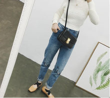 Load image into Gallery viewer, Cat Knee Jeans