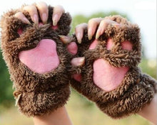 Load image into Gallery viewer, Cute Cat Paw Plush Mitten
